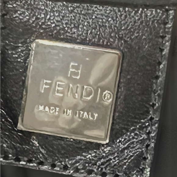 Fendi Authentic BORSA Micro Black Shoulder Bag in
Excellent Used Condition! - Picture 8 of 10